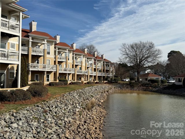 18009 Kings Point Drive D, Cornelius, NC 28031