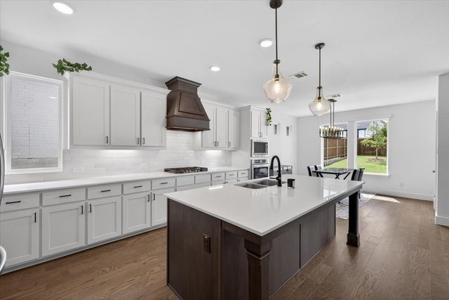 7121 Mantle Ridge Drive, Fort Worth, TX 76179