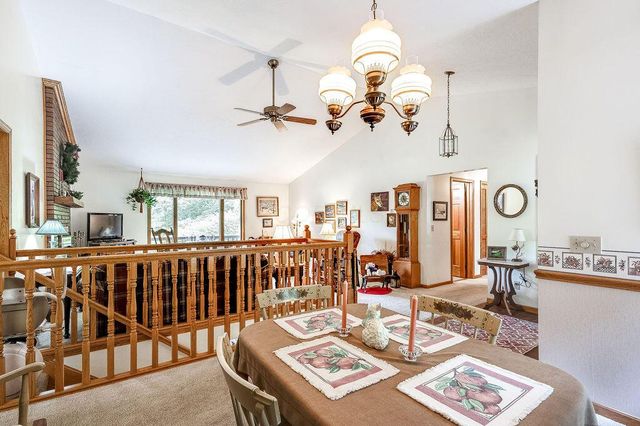 665 Highland Hills Drive, Howard, OH 43028