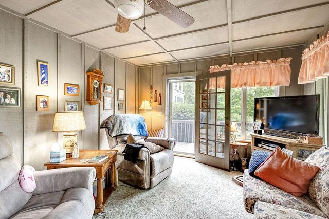 665 Highland Hills Drive, Howard, OH 43028