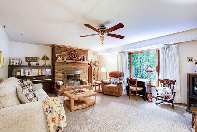 665 Highland Hills Drive, Howard, OH 43028