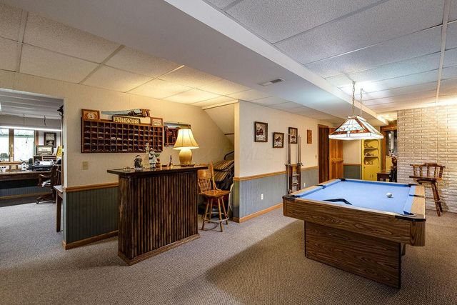 665 Highland Hills Drive, Howard, OH 43028