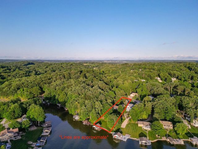 665 Highland Hills Drive, Howard, OH 43028