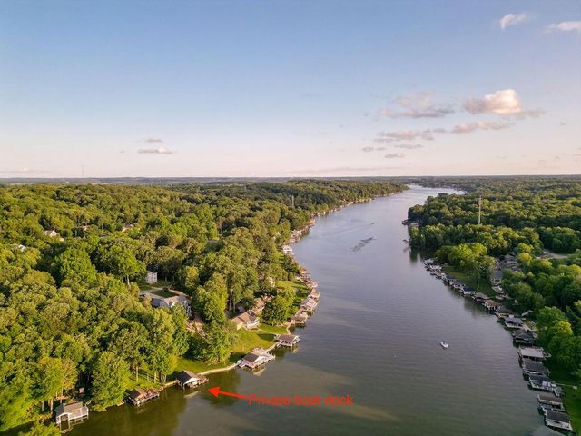 665 Highland Hills Drive, Howard, OH 43028