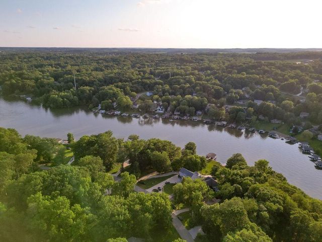 665 Highland Hills Drive, Howard, OH 43028