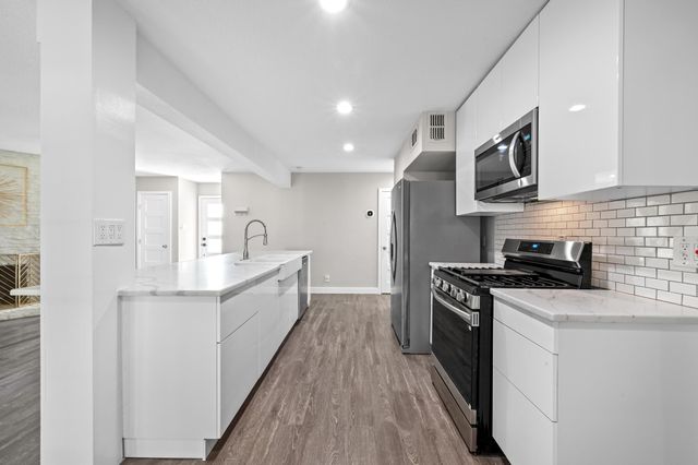 424 Baldridge DR, Austin, TX 78748