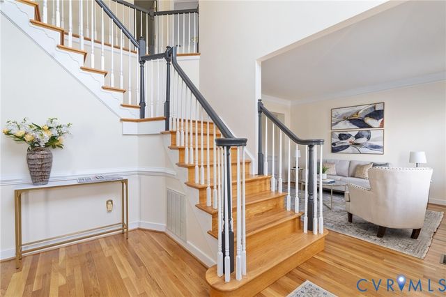 5625 Stoneacre Pl, Glen Allen, VA 23059