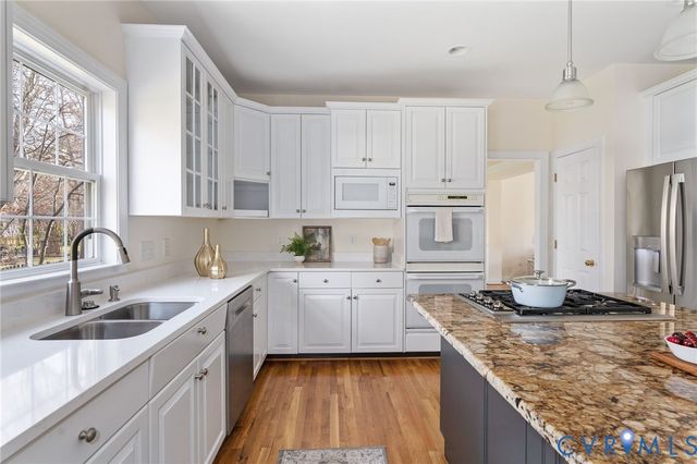 5625 Stoneacre Pl, Glen Allen, VA 23059