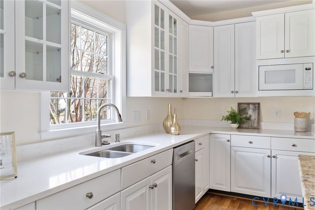 5625 Stoneacre Pl, Glen Allen, VA 23059