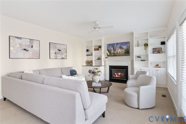 5625 Stoneacre Pl, Glen Allen, VA 23059