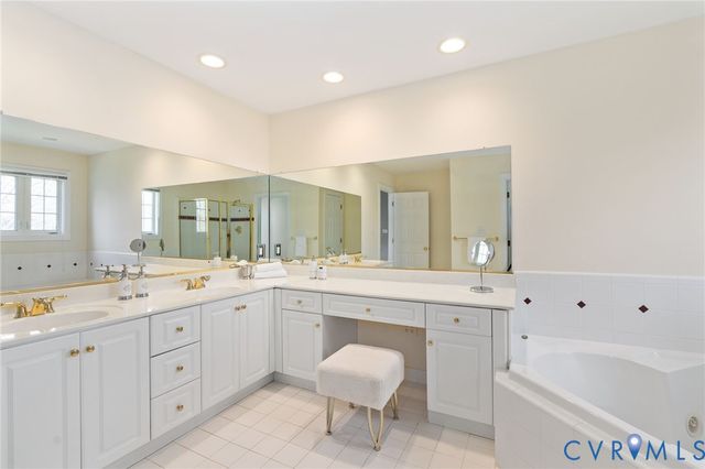 5625 Stoneacre Pl, Glen Allen, VA 23059