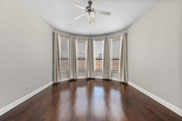 4517 Sunflower Drive, Mansfield, TX 76063