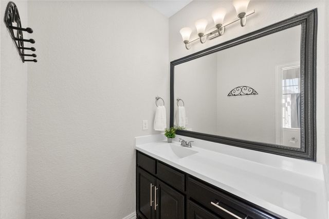 4517 Sunflower Drive, Mansfield, TX 76063