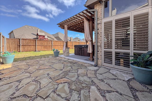 4517 Sunflower Drive, Mansfield, TX 76063