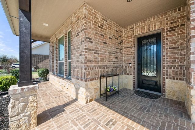 4517 Sunflower Drive, Mansfield, TX 76063