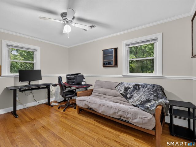 10 Ancient Highway, East Lyme, CT 06333