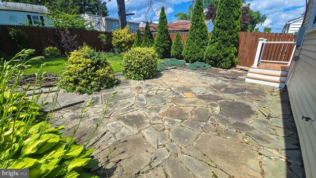 1704 EARHART RD, Baltimore, MD 21221