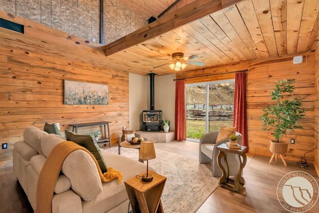 4560 N Pine Hills Road, Billings, MT 59101