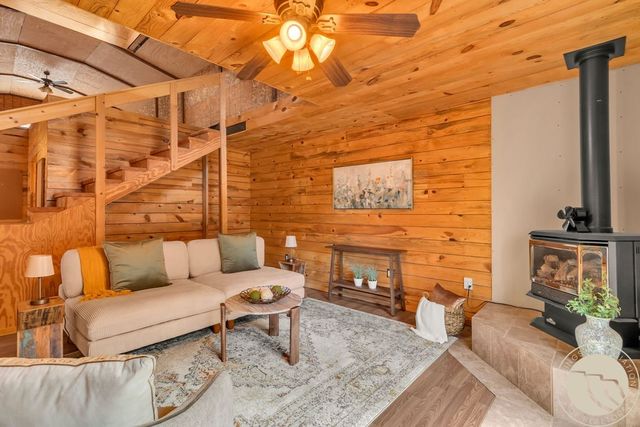 4560 N Pine Hills Road, Billings, MT 59101