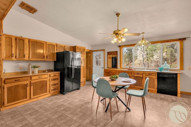 4560 N Pine Hills Road, Billings, MT 59101