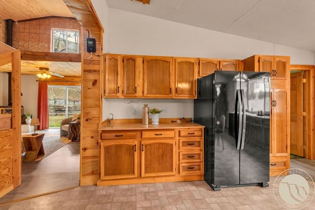 4560 N Pine Hills Road, Billings, MT 59101