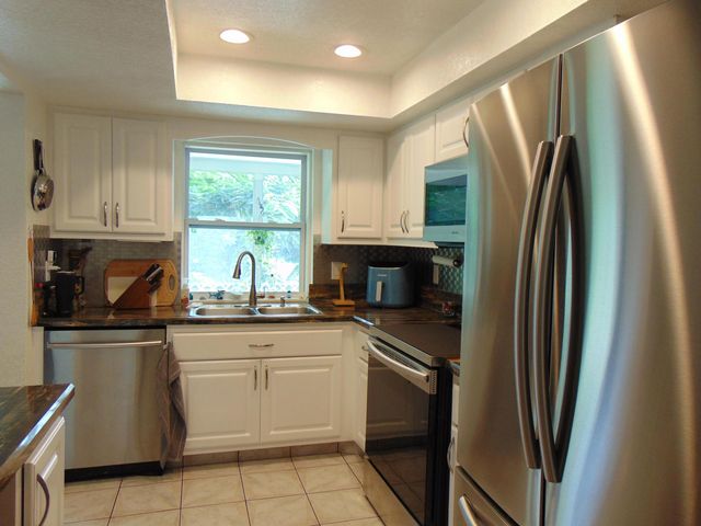 6854 NW 3RD Street, Margate, FL 33063
