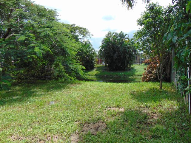 6854 NW 3RD Street, Margate, FL 33063