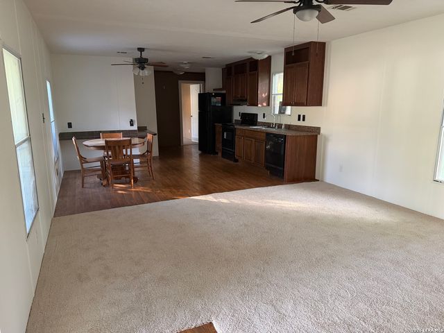 901 TONKAWA CIR, New Braunfels, TX 78130