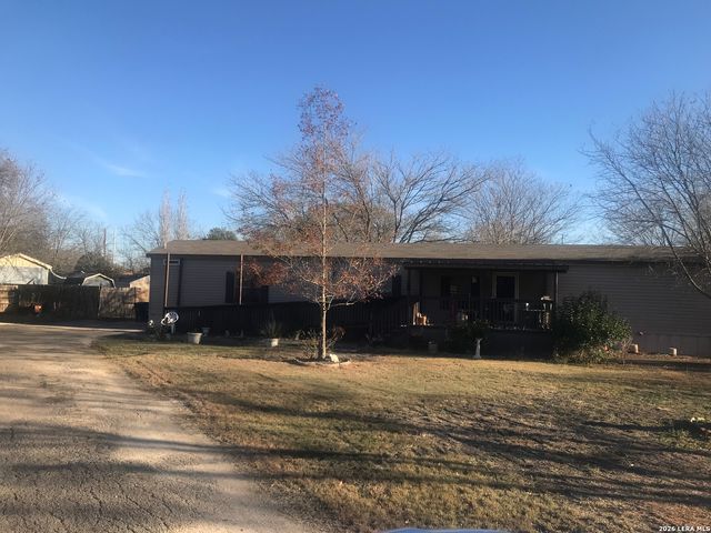 901 TONKAWA CIR, New Braunfels, TX 78130