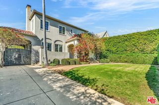 911 S Victoria Avenue, Los Angeles, CA 90019