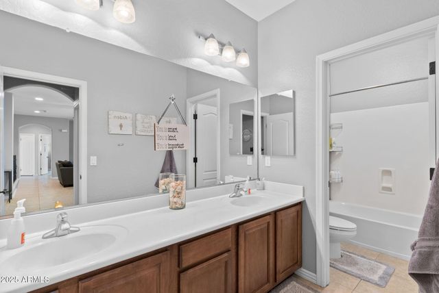 1918 W BONANZA Lane, Phoenix, AZ 85085