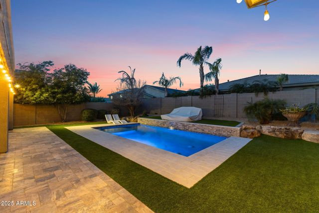 1918 W BONANZA Lane, Phoenix, AZ 85085