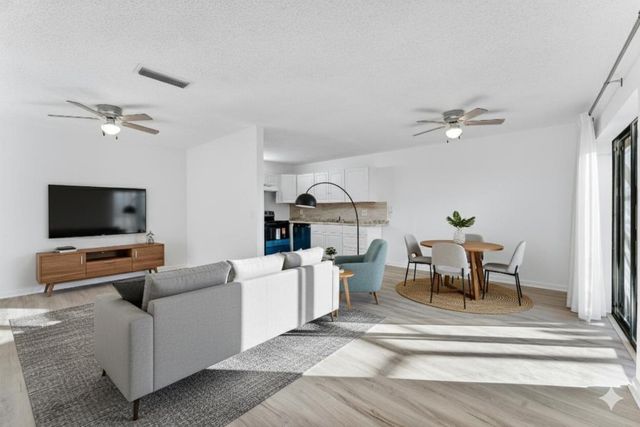 291 Woodland Road, Palm Springs, FL 33461