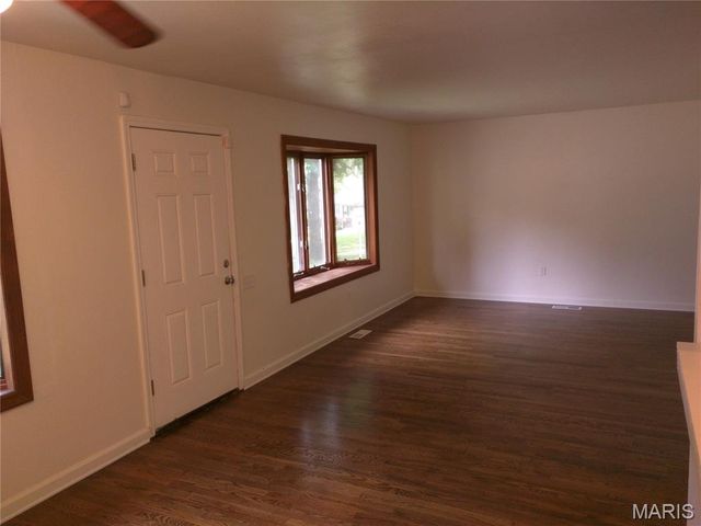 600 Pimlico Drive, Florissant, MO 63033