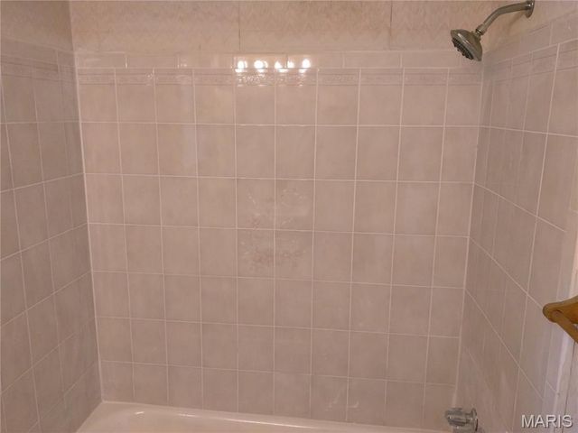 600 Pimlico Drive, Florissant, MO 63033