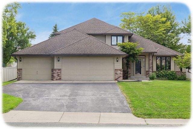 8641 Terraceview Lane N, Maple Grove, MN 55311