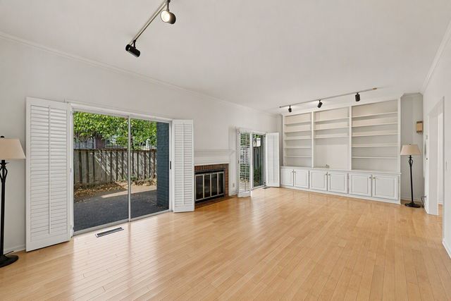 4400 Belmont Park Ter Apt 252, Nashville, TN 37215