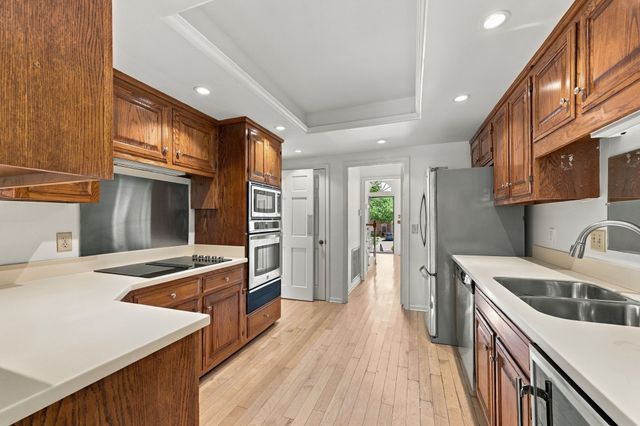 4400 Belmont Park Ter Apt 252, Nashville, TN 37215
