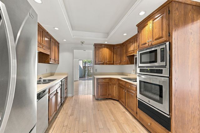 4400 Belmont Park Ter Apt 252, Nashville, TN 37215