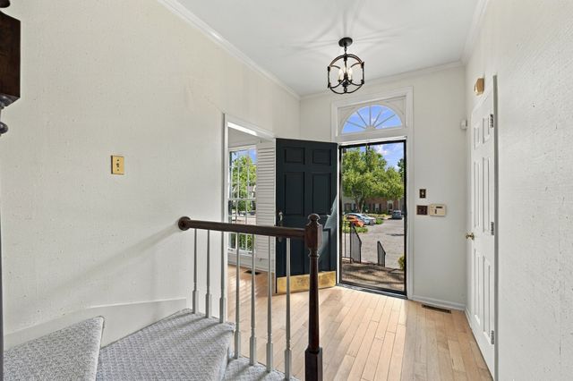 4400 Belmont Park Ter Apt 252, Nashville, TN 37215