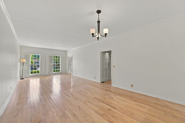 4400 Belmont Park Ter Apt 252, Nashville, TN 37215