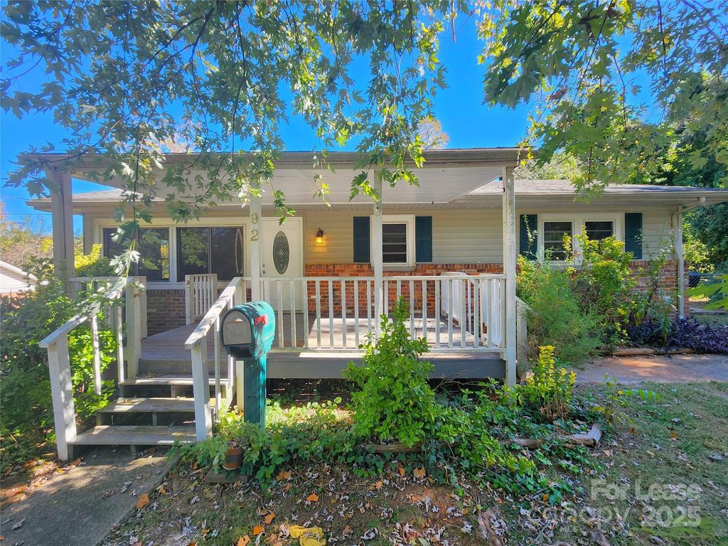 92 Lawndale Avenue SE, Concord, NC 28025