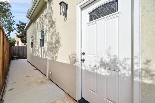 606 606 Masonic Ave, Albany, CA 94706