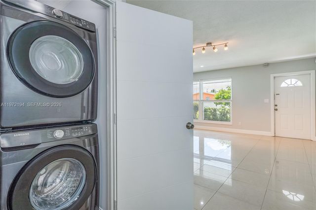 2620 NW 83rd Ave A, Sunrise, FL 33322