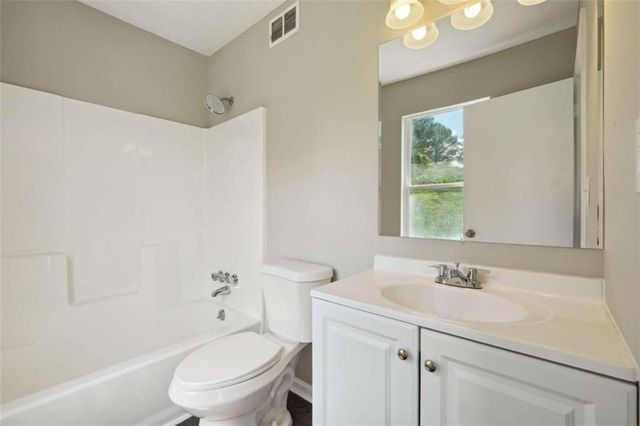 1819 Singer Way, Lithonia, GA 30058