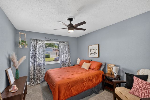 1346 BLUE RIDGE DR, St Peters, MO 63376