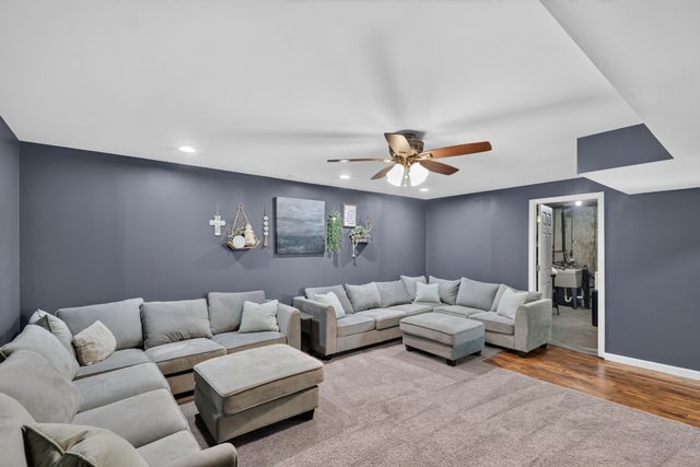 1346 BLUE RIDGE DR, St Peters, MO 63376