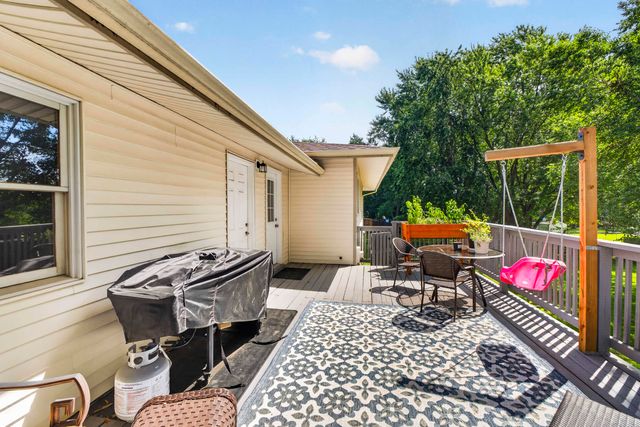1346 BLUE RIDGE DR, St Peters, MO 63376