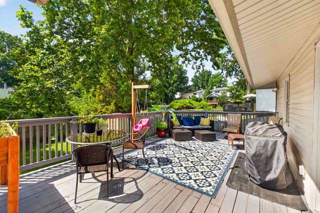 1346 BLUE RIDGE DR, St Peters, MO 63376