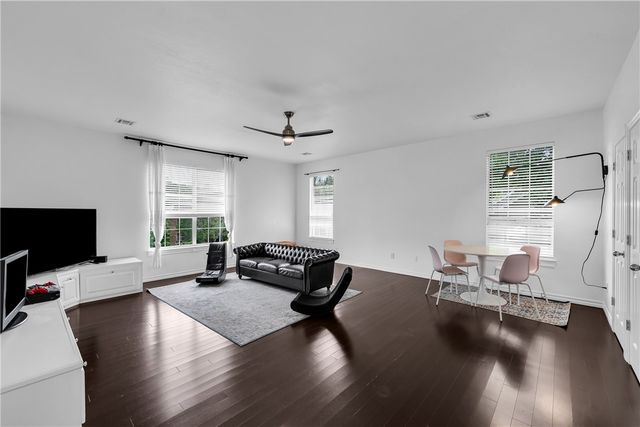 1799 N Buckley Drive, Fayetteville, AR 72701